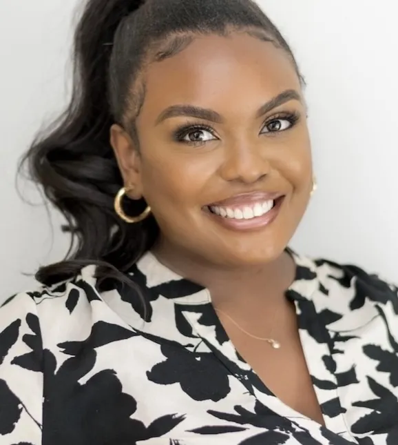 DBFB4476 46C1 47C8 AA65 499275444E74 Meet Us